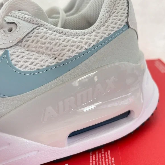 Nike Air Max White and Light Blue Athletic Shoes - Picture 8 of 12